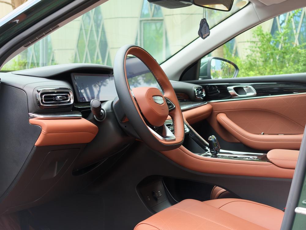 GEELY Emgrand 2026 car image #27