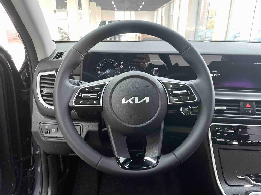 Kia Seltos 2023 #13 Kia Seltos 2023 car image #13