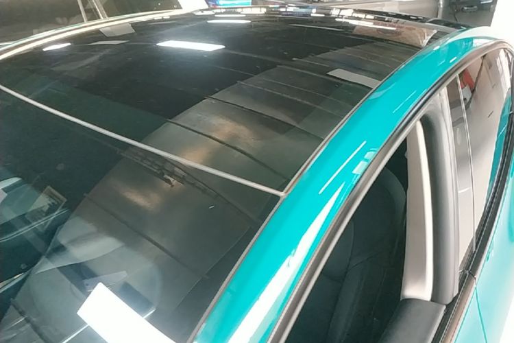 Tesla Model Y 2024 car image #30