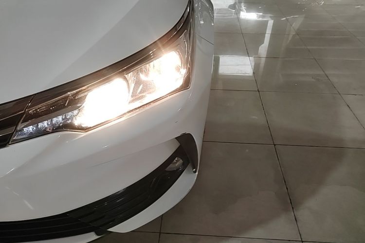 Toyota Corolla 2018 #24 Toyota Corolla 2018 car image #24