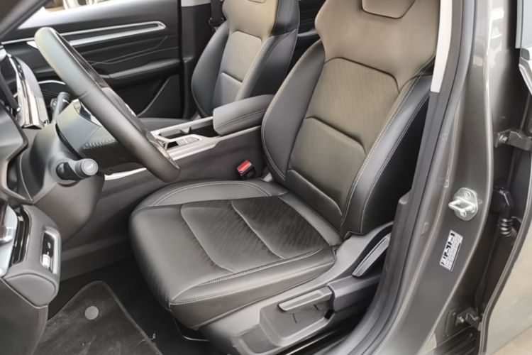 GEELY Emgrand 2024 immagine di auto #15