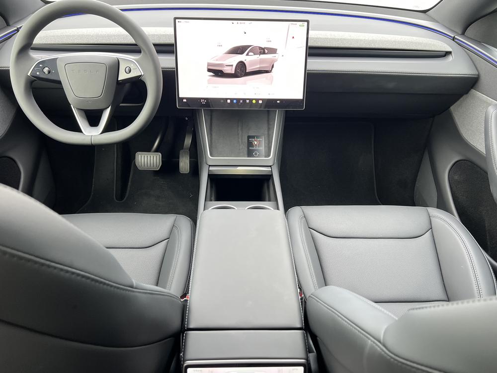 Tesla Model Y #11 Tesla Model Y car image #11