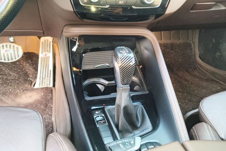 BMW X1 2018 #14 BMW X1 2018 immagine di auto #14