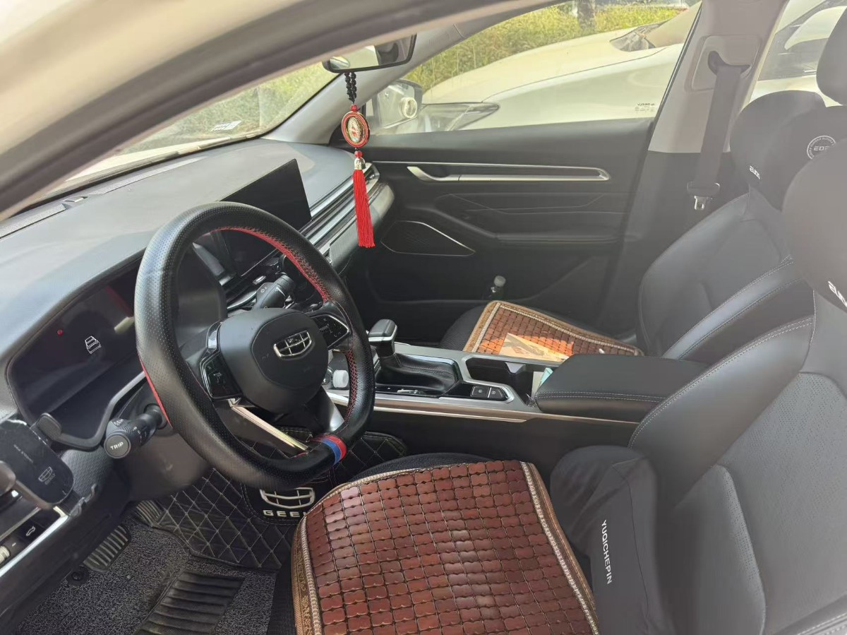 2023 car image #7