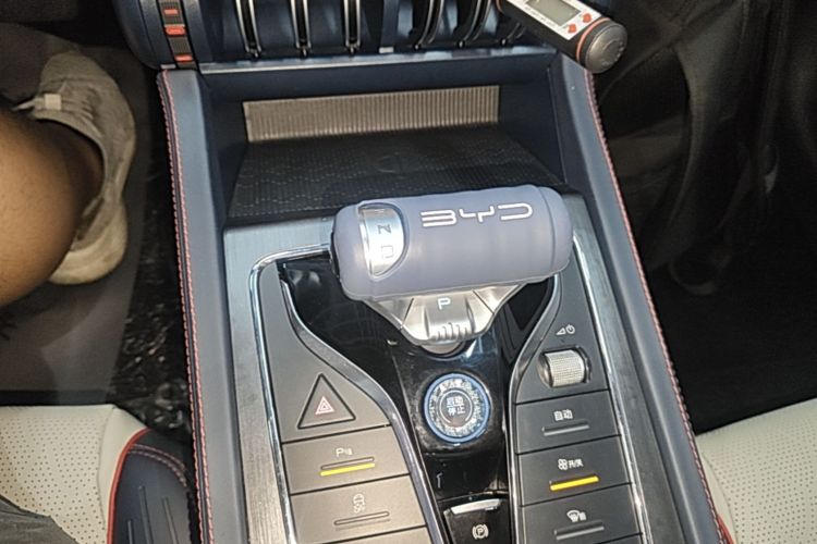 BYD Yuan Plus 2022 immagine di auto #22