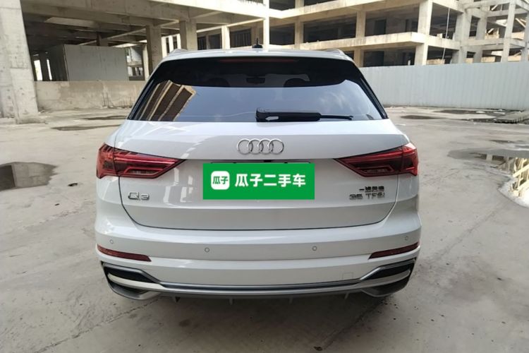 Audi Q3 2021 car image #6