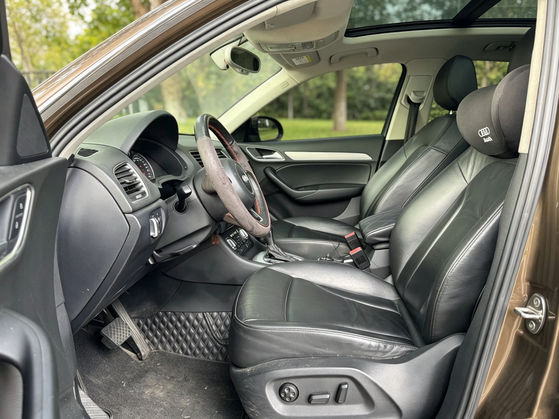 Audi Q3 2014 #4 Audi Q3 2014 car image #4