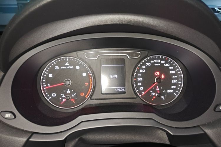 Audi Q3 2015 #12 Audi Q3 2015 car image #12