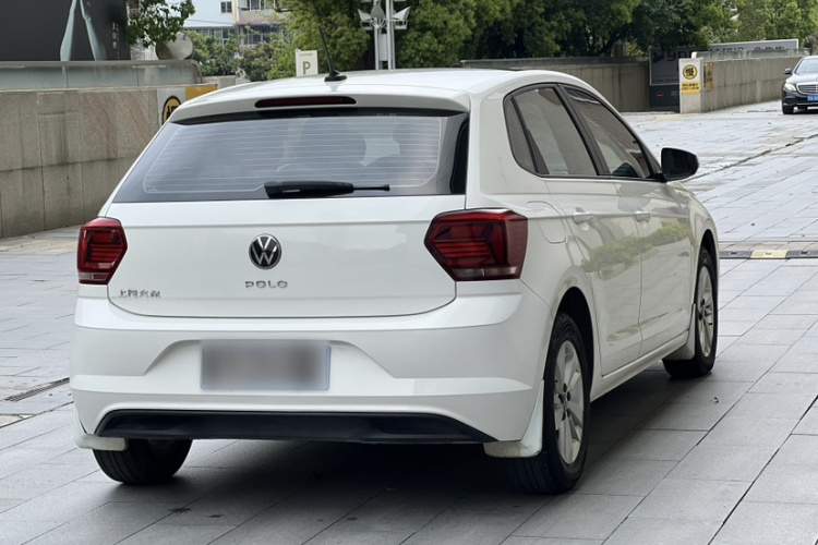 Volkswagen Polo 2021 car image #7