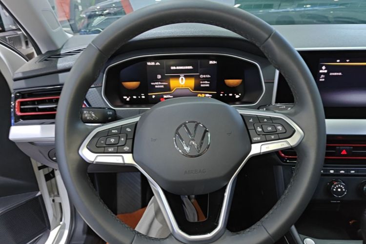 Volkswagen Lavida 2025 car image #11