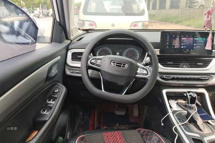 GEELY Vision X6 2020 car image #12