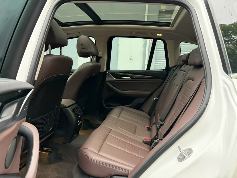 BMW X3 2019 #4 BMW X3 2019 car image #4