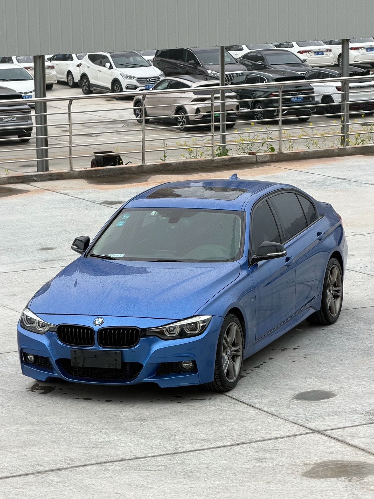 BMW 3 Series 2017 BMW 3 Series 2017 car image