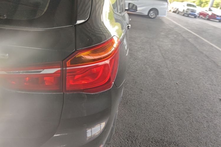 BMW X1 2019 imagen de coche #8