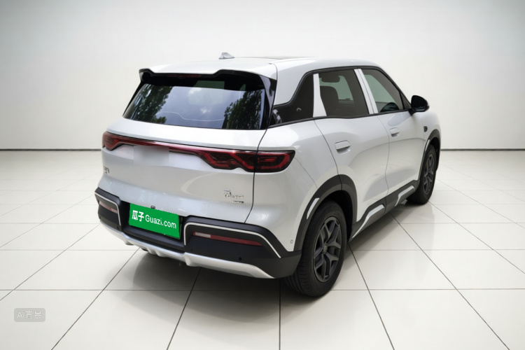 BYD YuanUP 2025 #5 BYD YuanUP 2025 car image #5
