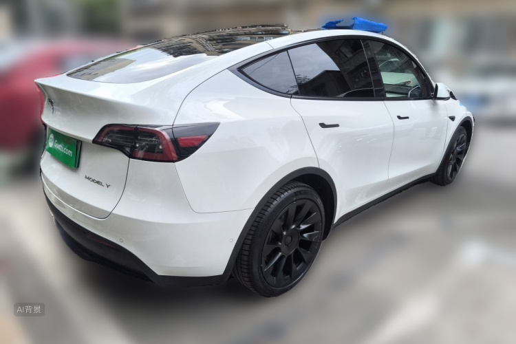 Tesla Model Y 2023 car image #7