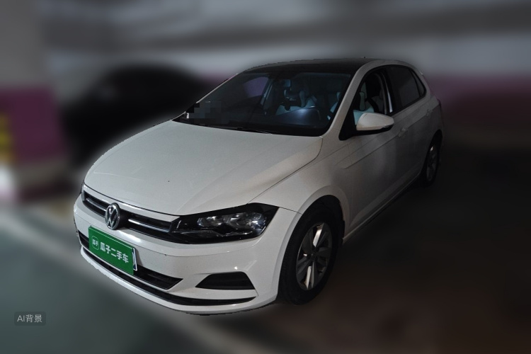 Volkswagen Polo 2020 car image #2