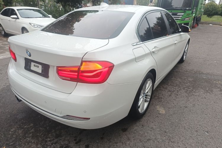 BMW 3 Series 2017 #8 BMW 3 Series 2017 car image #8
