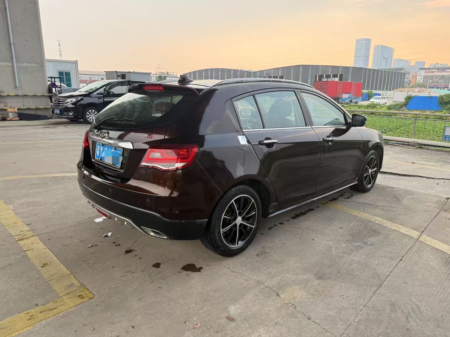 GEELY Emgrand 2016 #6 GEELY Emgrand 2016 car image #6