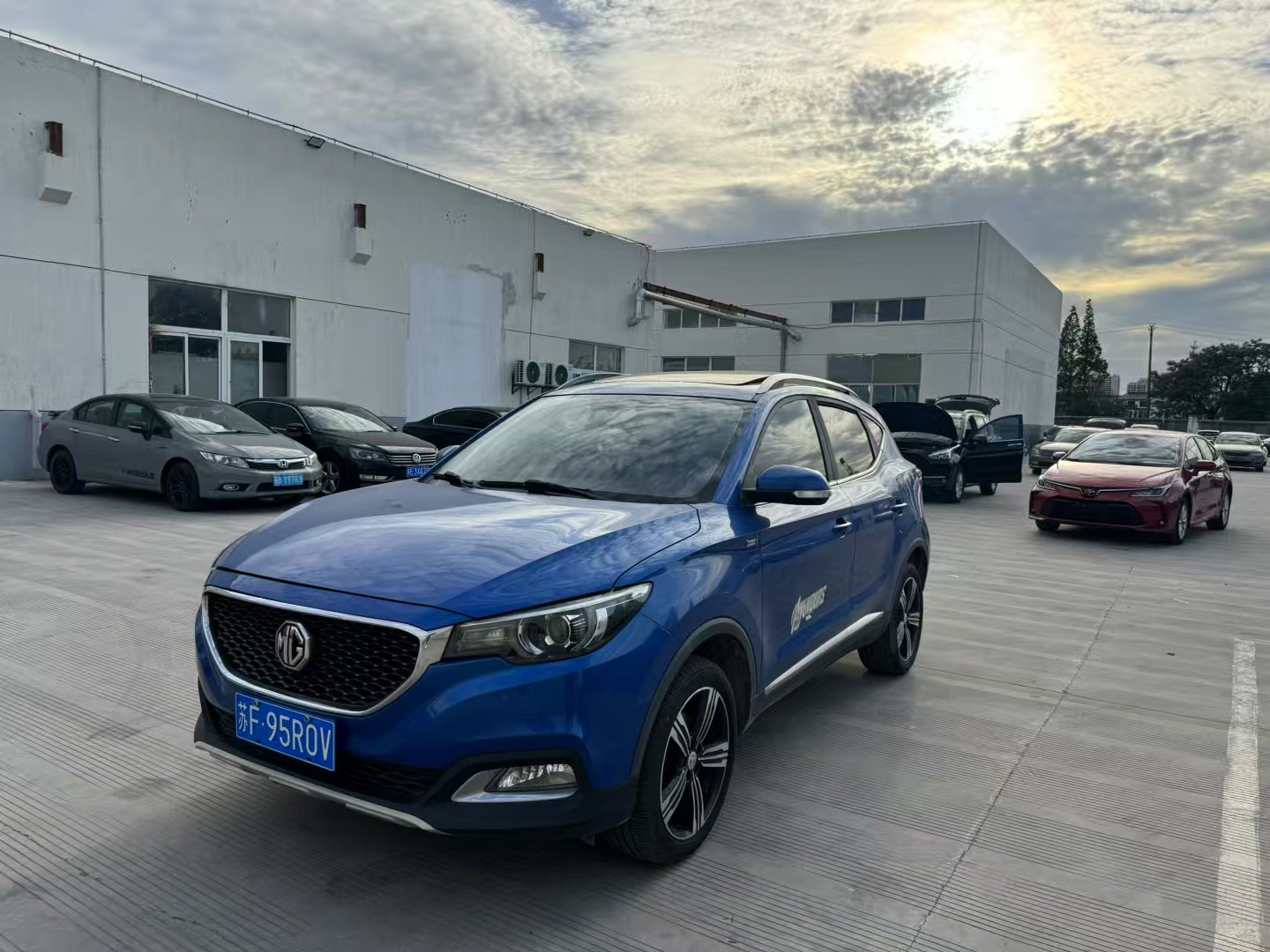 MG ZS 2017 MG ZS 2017 car image