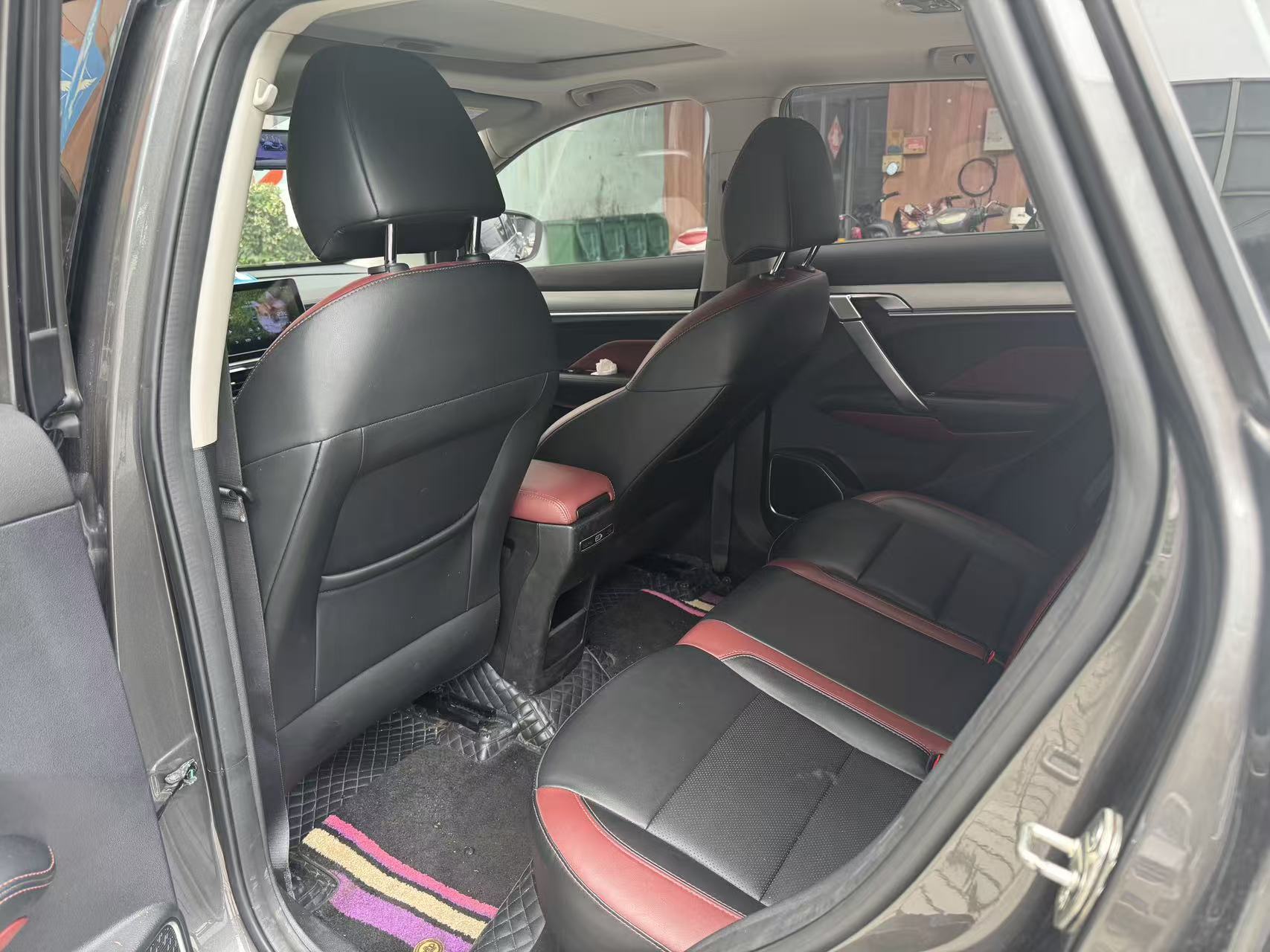GEELY Coolray 2021 car image #5