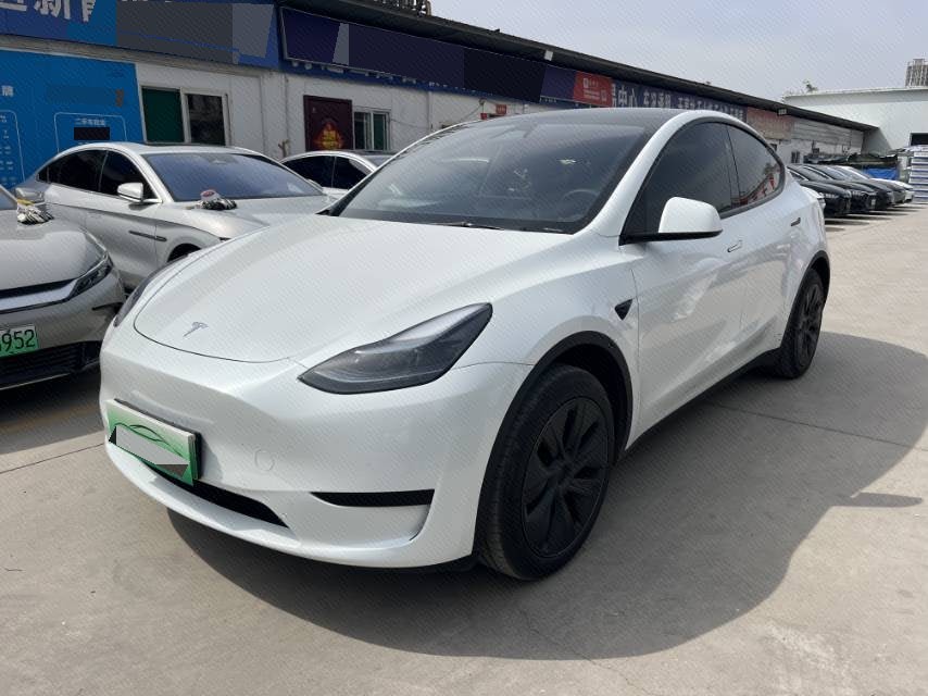 Tesla Model Y 2024 car image 