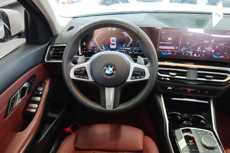 BMW 3 Series 2024 car image #11