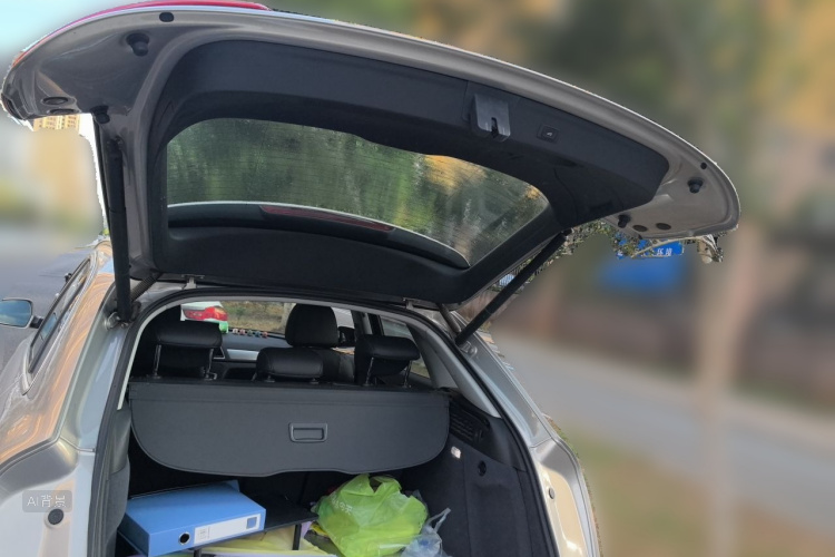 Audi Q3 2019 car image #21