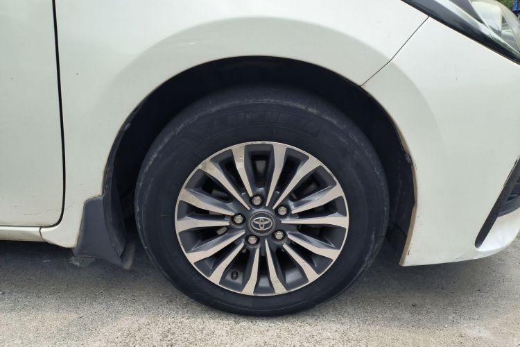 Toyota Corolla 2017 car image #6