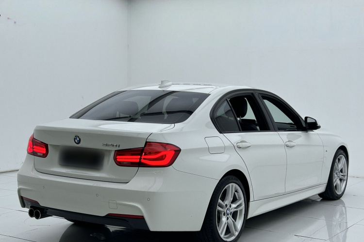 BMW 3 Series 2018 #9 BMW 3 Series 2018 car image #9