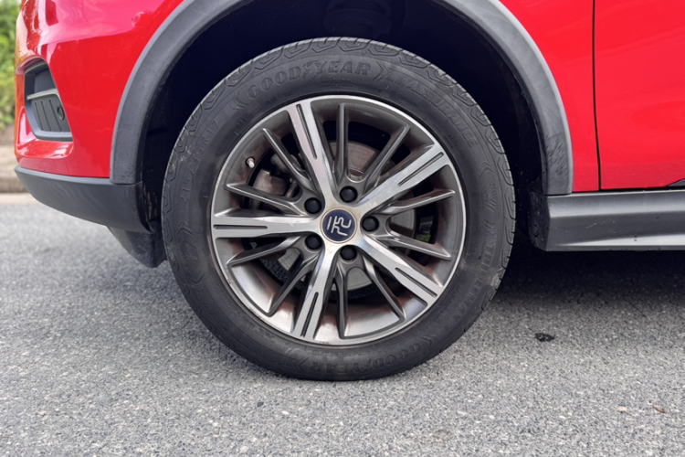 BYD Yuan New Energy 2020 #7 BYD Yuan New Energy 2020 car image #7