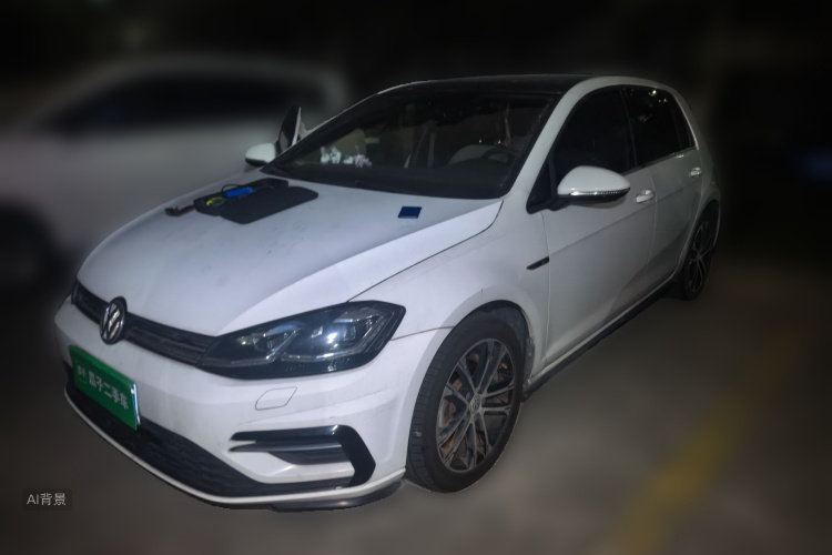 Volkswagen Golf 2018 immagine di auto #2