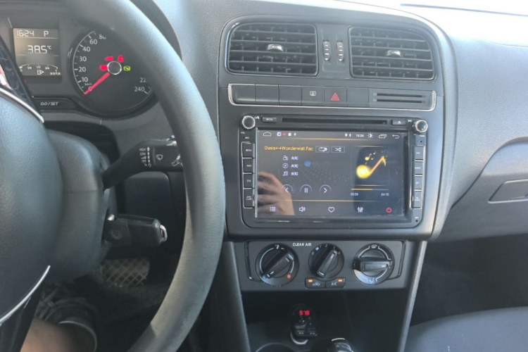 Volkswagen Polo 2016 #11 Volkswagen Polo 2016 car image #11
