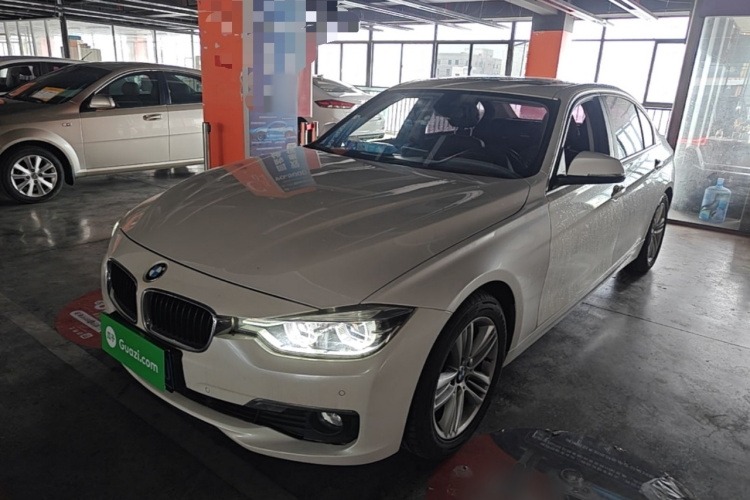 BMW 3 Series 2015 car image #2