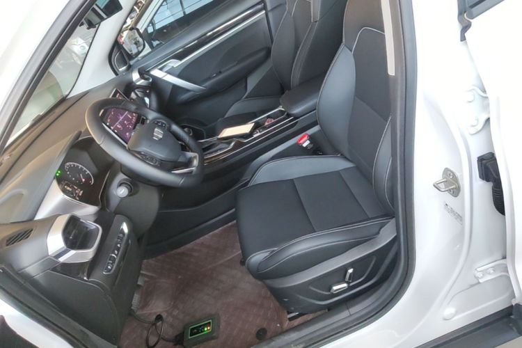 GEELY Coolray 2025 #19 GEELY Coolray 2025 car image #19