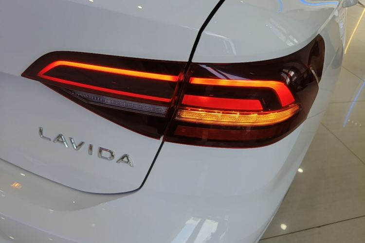 Volkswagen Lavida 2021 #8 Volkswagen Lavida 2021 car image #8
