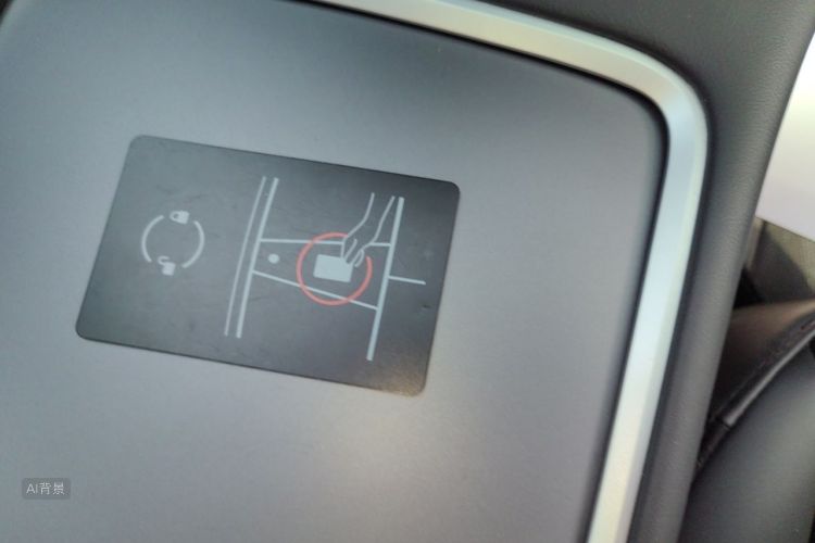 Tesla Model Y 2023 #10 Tesla Model Y 2023 immagine di auto #10