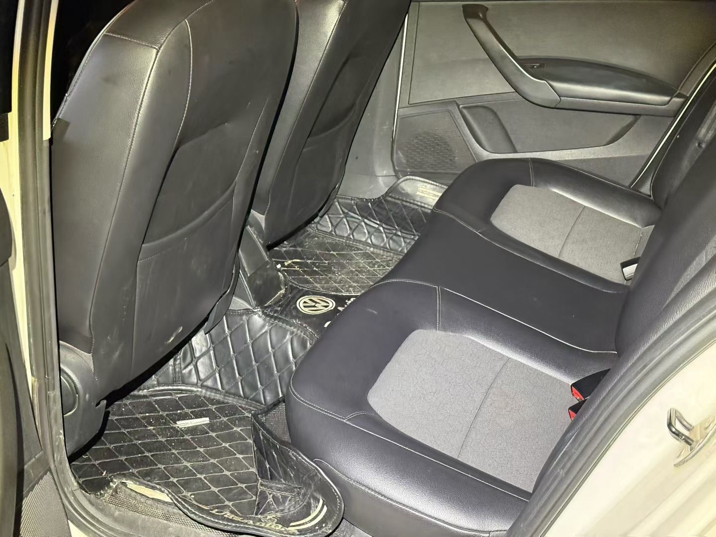 Volkswagen Santana 2014 car image #5