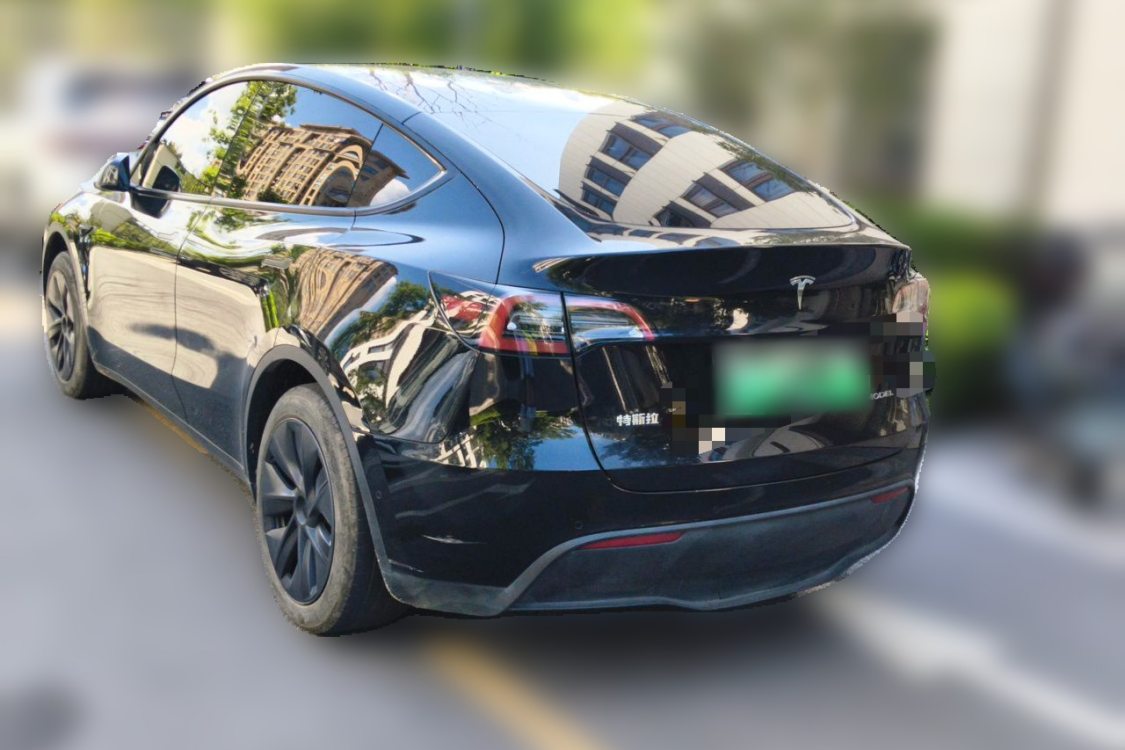 Tesla Model Y 2023 #3 Tesla Model Y 2023 car image #3