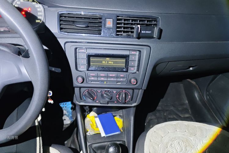 Volkswagen Santana 2018 car image #10