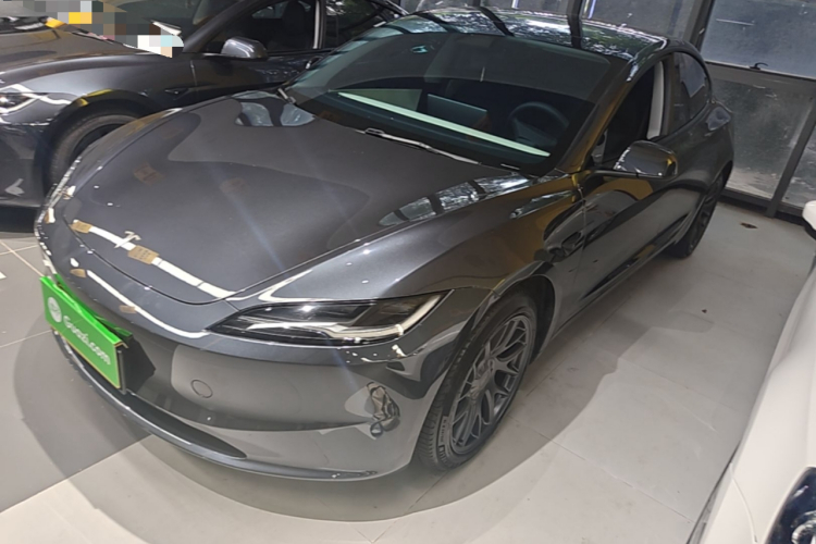 Tesla Model 3 2024 #2 Tesla Model 3 2024 car image #2