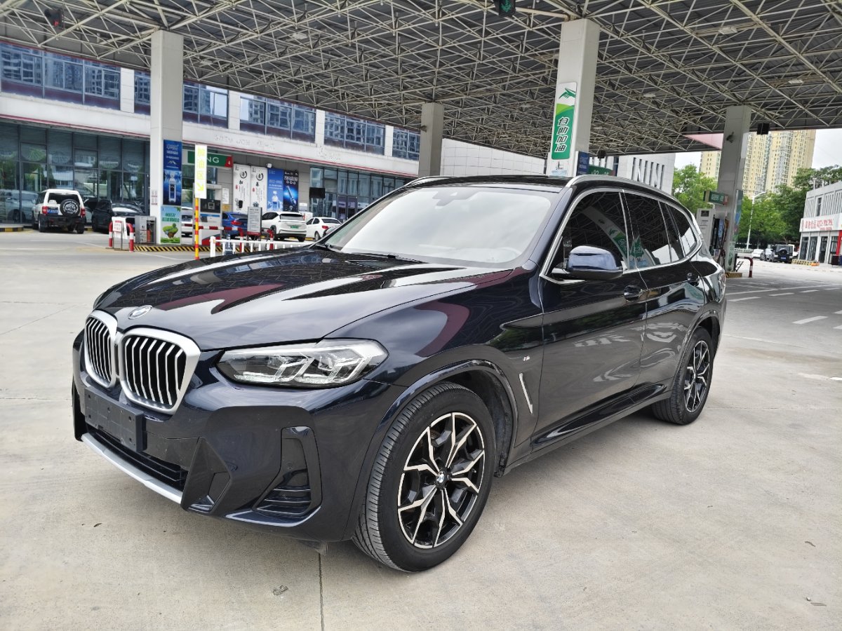 BMW X3 2023 car image #2
