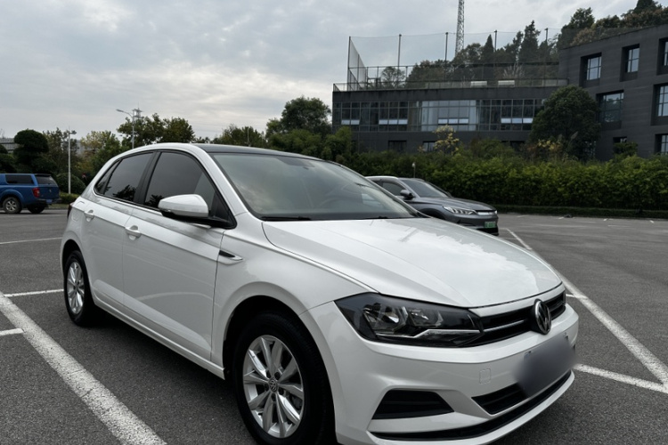Volkswagen Polo 2020 #10 Volkswagen Polo 2020 صورة سيارة #10