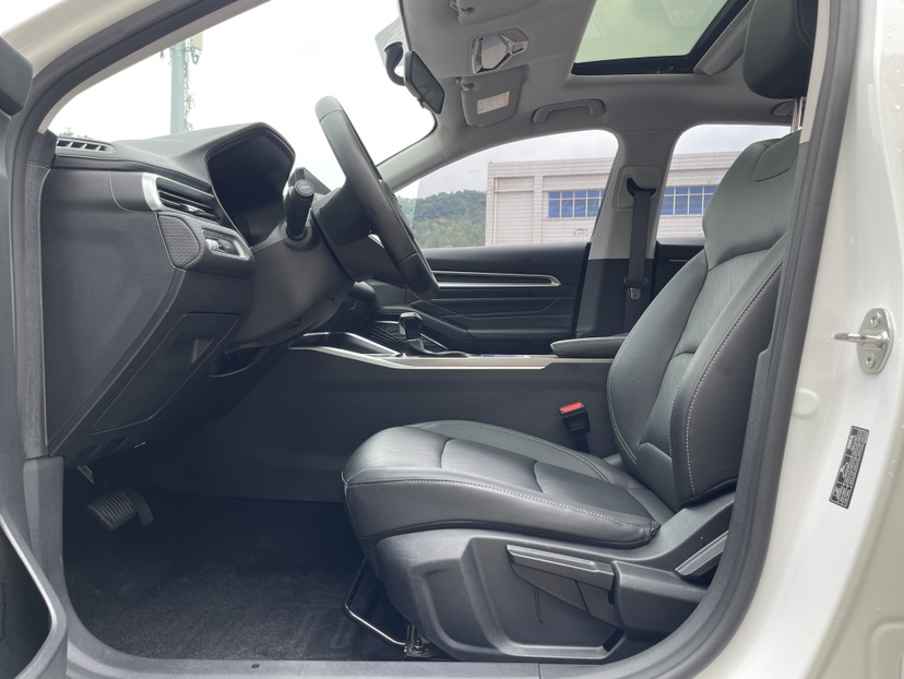 GEELY Emgrand 2022 #4 GEELY Emgrand 2022 car image #4