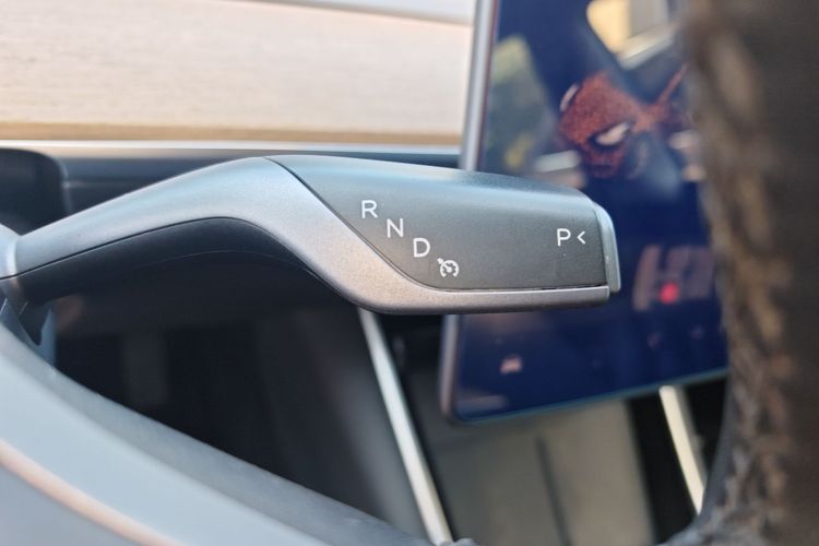 Tesla Model 3 2020 #14 Tesla Model 3 2020 صورة سيارة #14