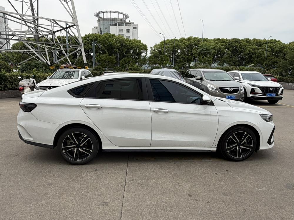 GEELY Binray 2024 immagine di auto #8