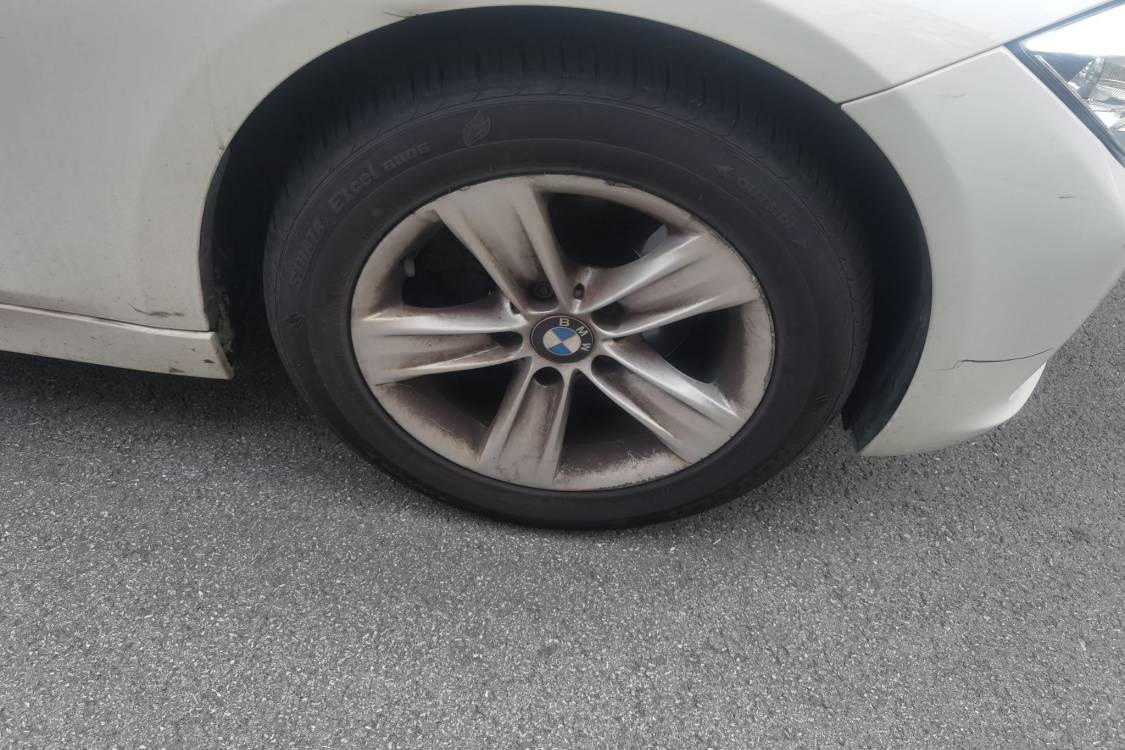 BMW 3 Series 2014 car image #9