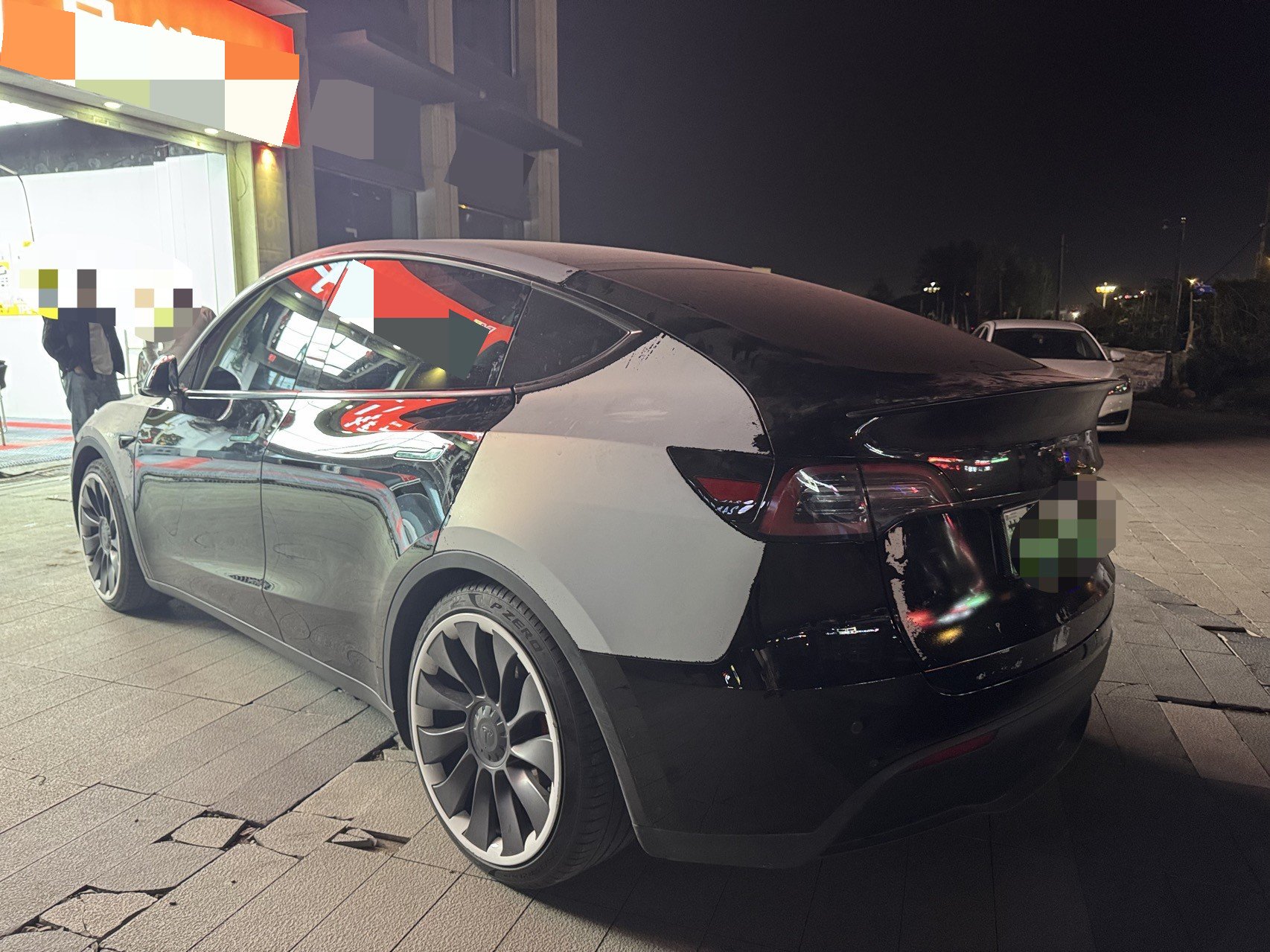 Tesla Model Y 2023 #6 Tesla Model Y 2023 immagine di auto #6