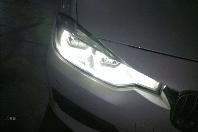 BMW 3 Series 2019 #8 BMW 3 Series 2019 car image #8