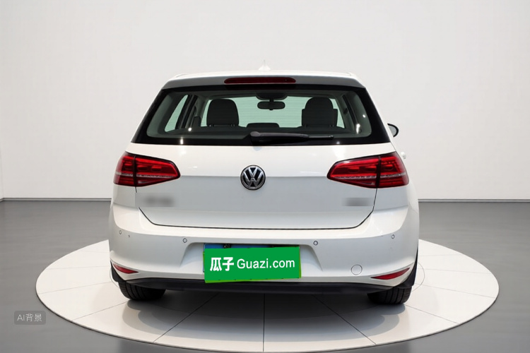 Volkswagen Golf 2017 car image #6